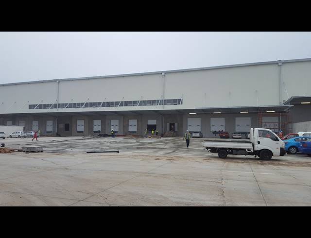 10,847M² WAREHOUSE TO LET IN KRAAIFONTEIN INDUSTRIA